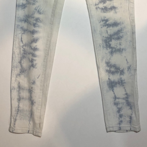 American Eagle Cloudy acid wash jeggings - Picture 2 of 7